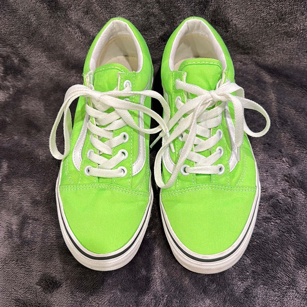 Like new neon green Vans … women’s size 7 /men’s size 5.5